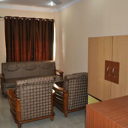 Hotel Simla Siliguri Esterno foto