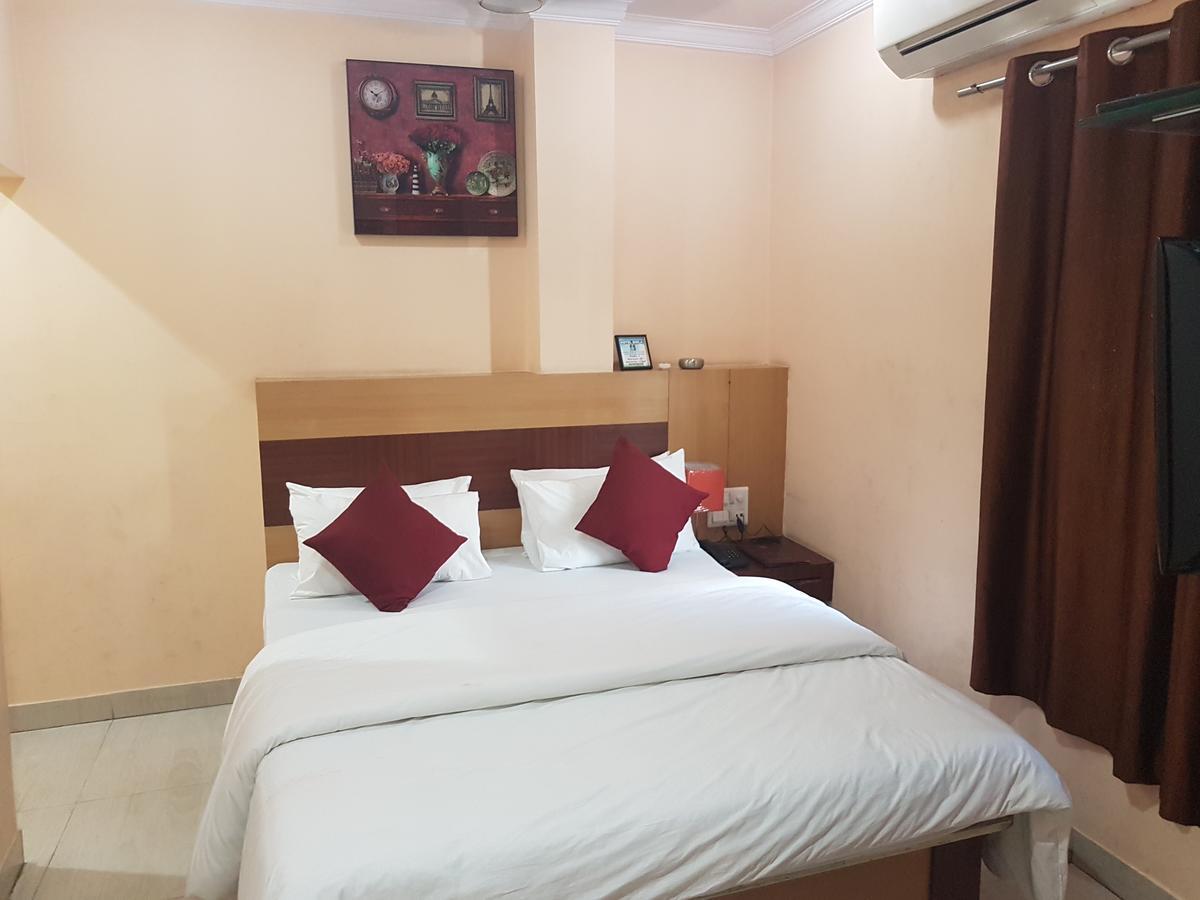Hotel Simla Siliguri Esterno foto