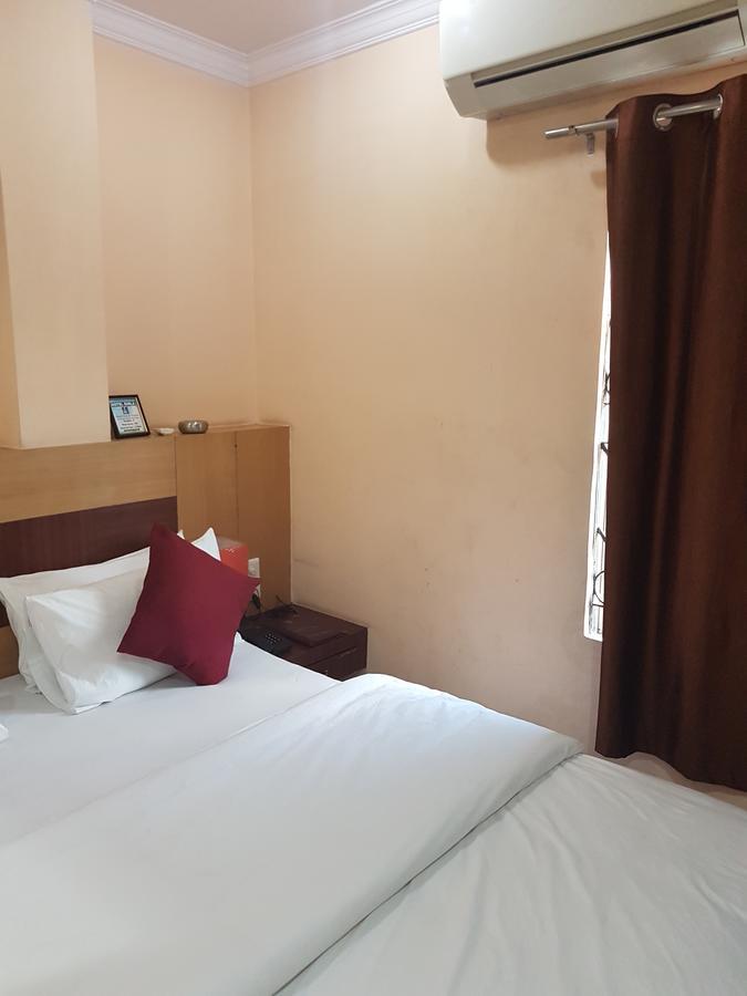 Hotel Simla Siliguri Esterno foto