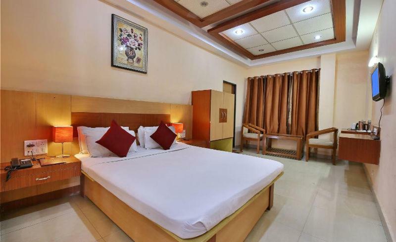 Hotel Simla Siliguri Esterno foto